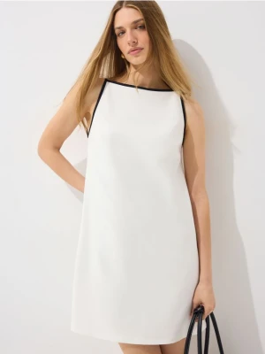 Mohito - Trapezowa sukienka mini - biały