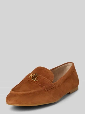 Mokasyny skórzane z aplikacją z logo model ‘AVERI III’ Lauren Ralph Lauren Camel