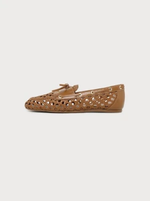 Mokasyny Stuart Weitzman jasnobrązowy