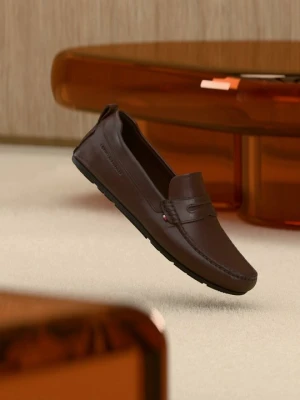Mokasyny Tommy Hilfiger ciemnobrązowy