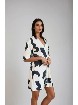 Monki Sukienka w kolorze białym rozmiar: XXS