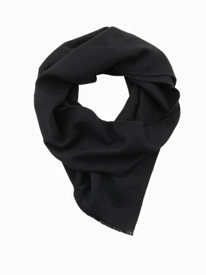 Monochromatyczny męski szalik z frędzlami – czarny V1 Ombre Clothing