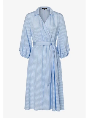 More & More Sukienka w kolorze błękitnym rozmiar: 40