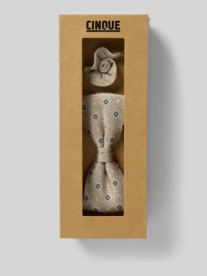 Mucha z jedwabiu z regulowaną szerokością kołnierza model ‘ASCONA’ CINQUE