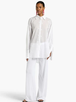 MUŚLINOWA KOSZULA Z APLIKACJAMI KWIATOWYMI LIVIANA CONTI