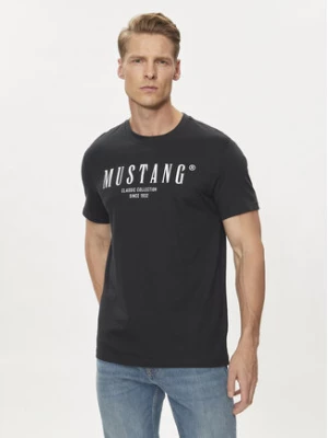 Mustang T-Shirt 1015054 Czarny Regular Fit
