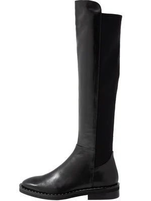 Muszkieterki Adele Dezotti