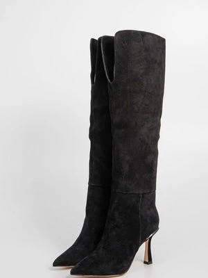 Muszkieterki Alma en Pena