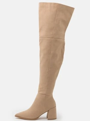 Muszkieterki Missguided