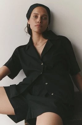MUUV. koszula z domieszką lnu POCHE damska kolor czarny relaxed z kołnierzykiem klasycznym