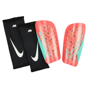 Nagolenniki piłkarskie Nike Mercurial Lite - Czerwony