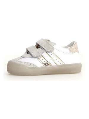 Naturino Skórzane sneakersy "Riby" w kolorze biało-beżowym rozmiar: 33
