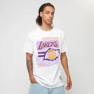 NBA Destination Leisure Shortsleeve Graphic Tee LA Lakers, markiMitchell & Ness, T-Shirty i Polo, w kolorze biały, rozmiar: