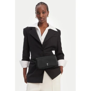 Nerka AMI Paris ULL017.AL0036 Czarny