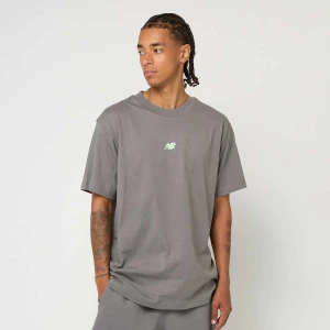 New Balance Back Print Graphic Tee mężczyźni T-Shirty i Polo szary rozmiar Odzież