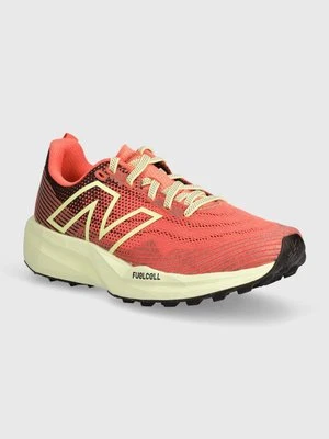 New Balance buty do biegania FuelCell Venym WTVNYMP kolor pomarańczowy WTVNYMP