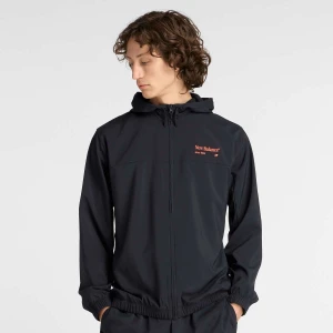 Reimagined Woven Graphic Jacket New Balance