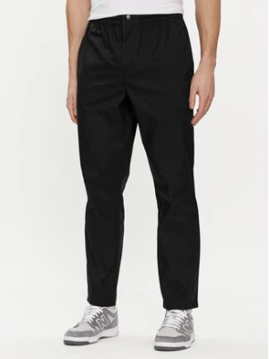New Balance Spodnie dresowe MP41575 Czarny Regular Fit