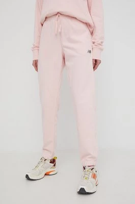 New Balance spodnie dresowe UP21500PIE damskie kolor różowy gładkie UP21500PIE-PIE