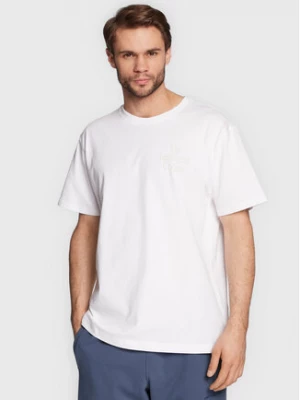 New Balance T-Shirt MT23502 Biały Relaxed Fit