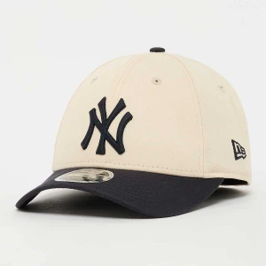 New Era 9Forty M-Crown MLB York Yankees uniseks Czapki beż rozmiar Akcesoria