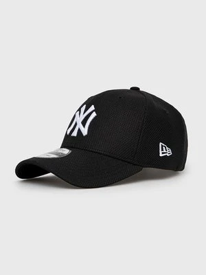 New Era Czapka kolor czarny z aplikacją 12523907-BLACK