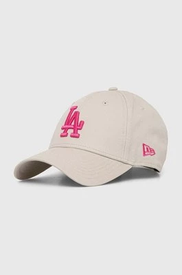 New Era czapka z daszkiem bawełniana 9FORTY LOS ANGELES DODGERS kolor beżowy z aplikacją 60503375