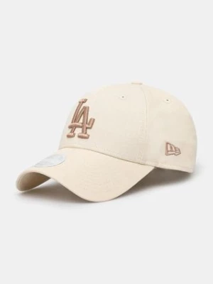 New Era czapka z daszkiem bawełniana ESS 9FORTY® LOS ANGELES DODGERS kolor beżowy z aplikacją 60565239