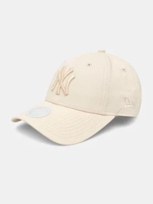 New Era czapka z daszkiem bawełniana LEAGUE ESSENTIAL 9FORTY® NEW YORK YANKEES kolor beżowy z aplikacją 60137667