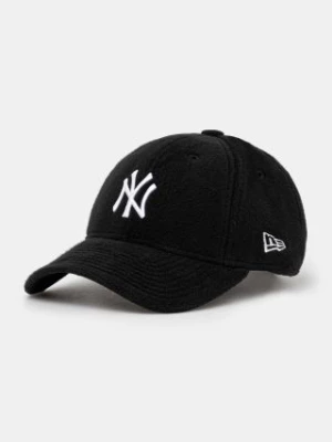 New Era czapka z daszkiem COSY 9FORTY® NEW YORK YANKEES kolor czarny z aplikacją 60565258