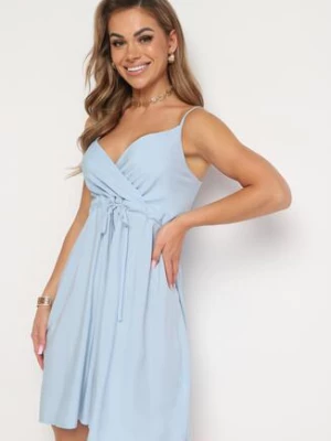 Niebieska Bawełniana Sukienka na Cienkich Regulowanych Ramiączkach z Kopertowym Dekoltem Pennea rosa