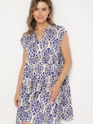 Niebieska Bawełniane Sukienka o Rozkloszowanym Kroju Ozdobiona Falbanką Linola defox