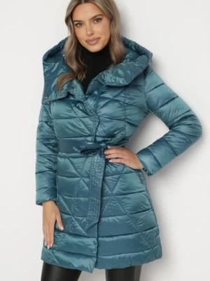 Niebieska Długa Pikowana Kurtka z Kapturem Wiązana w Talii Ansibel ann gissy