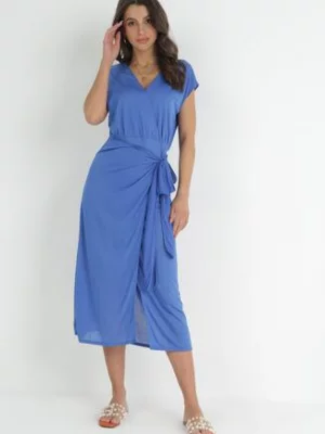 Niebieska Kopertowa Sukienka z Krótkim Rękawem Wiązana w Talii Sokona