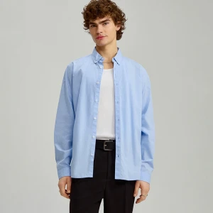 Niebieska koszula regular fit ze strukturalnej tkaniny House