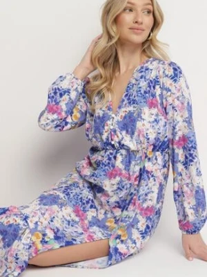 Niebieska Rozkloszowana Sukienka w Kwiaty z Dekoltem w Serek i Gumką w Talii Janitra pretty