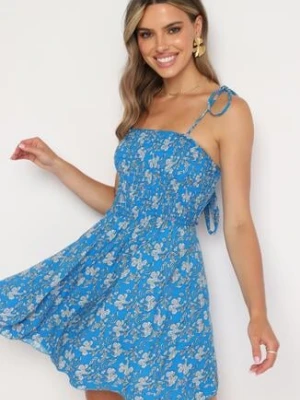 Niebieska Rozkloszowana Sukienka z Bawełny na Ramiączkach z Wiązaniem na Plecach Nelsina