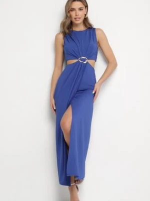 Niebieska Sukienka z Wiskozą Ozdobiona Wycięciami i Metalową Aplikacją Odivaria by swan