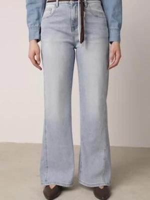 Niebieskie Bawełniane Jeansy o Szerokim Kroju z Paskiem Typu Sznurek Arfiera