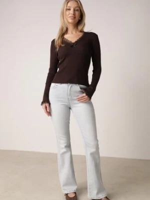 Niebieskie Jeansy Typu Dzwony z Bawełną i Wysokim Stanem Nesanthe