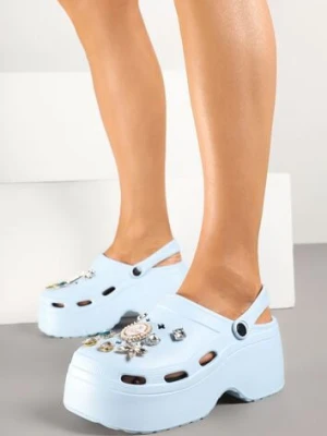 Niebieskie Klapki na Platformie z Wycięciami i Cyrkoniami Wilarna maira