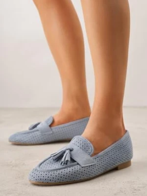 Niebieskie Mokasyny z Imitacji Zamszu z Ozdobną Perforacją i Frędzlami Yenone ideal