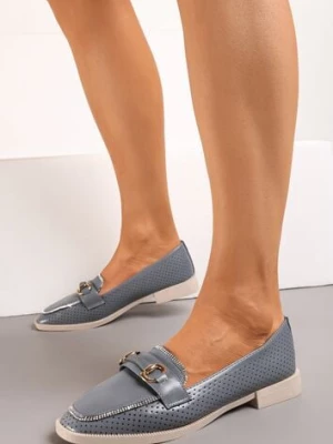 Niebieskie Półbuty w Stylu Loafersów z Perforacją Drobnymi Cyrkoniami i Klamrą Keryth