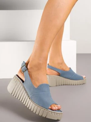 Niebieskie Sandały Vices na Koturnie z Tłoczeniem Realivra