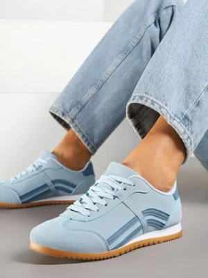 Niebieskie Sneakersy w Stylu Kultowych Tenisówek z Ozdobnymi Przeszyciami Wendiva maira