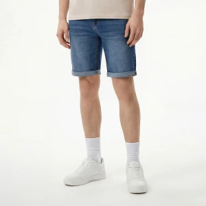 Niebieskie szorty jeansowe slim fit z efektem sprania House
