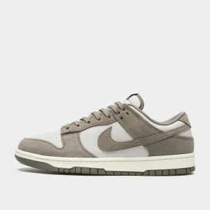Zdjęcie produktu Nike Dunk Low Retro Se