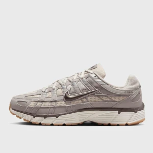 Nike P-6000 SE mężczyźni brązowy rozmiar Buty