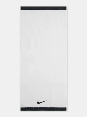 Nike ręcznik treningowy kolor biały N.101.2438.101