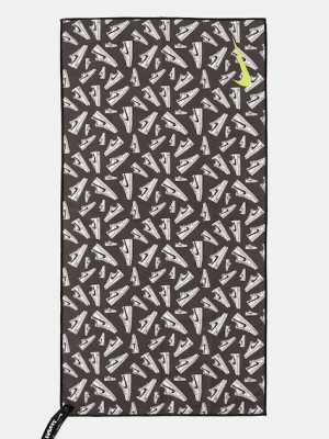 Nike ręcznik treningowy kolor czarny NESSD129